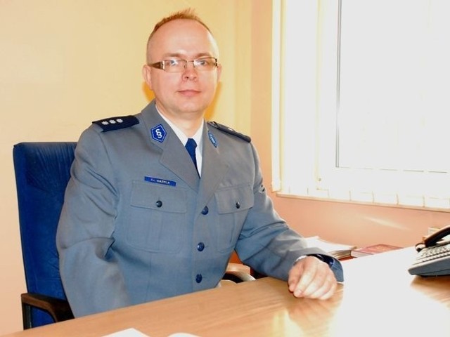 Czesław Mazella jest nowym komendantem komisariatu policji w Kępicach.