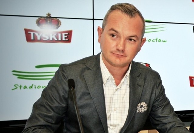 Robert Pietryszyn w latach 2011 - 2016 pełnił funkcję prezesa spółki Wrocław 2012 (Stadion Wrocław), nadzorował tam proces inwestycyjny zajmował się też strategią oraz działalnością operacyjną.