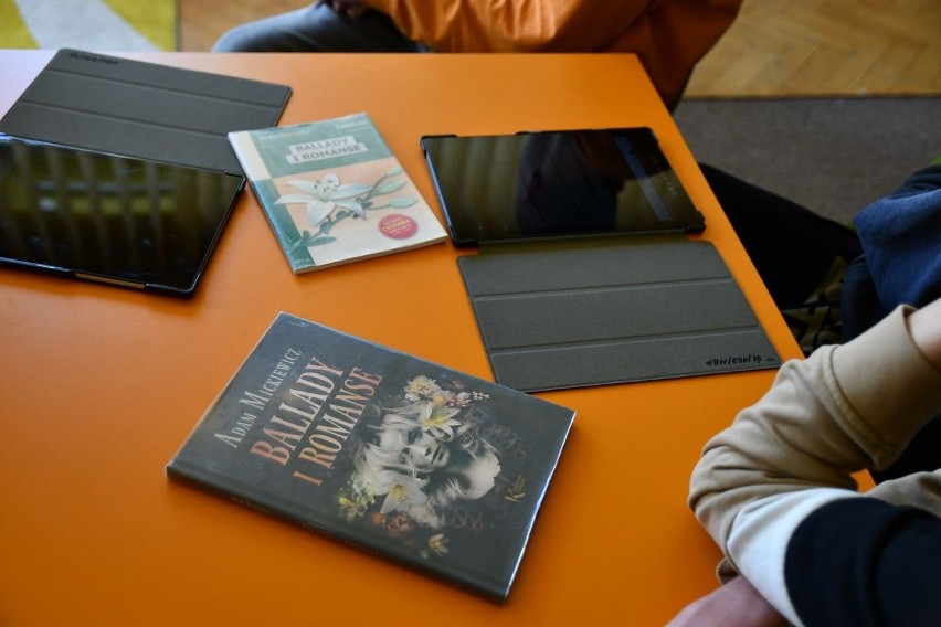 W tarnobrzeskiej bibliotece dzieci grały w "Świteź"
