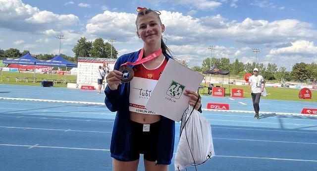 Natalia Biskupska ze złotym medalem w skoku o tyczce na Mistrzostwach Polski u-20 w Lublinie. Więcej na kolejnych zdjęciach