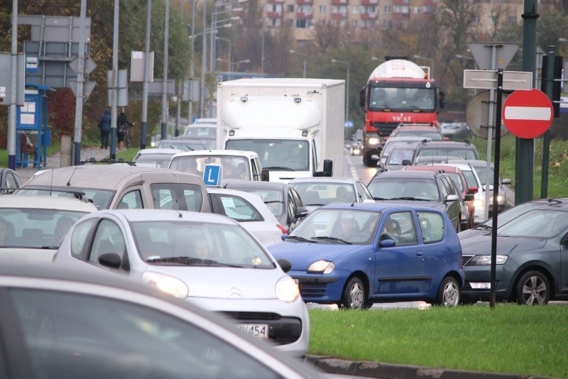 Jadący na Targi Książki utknęli w korkach