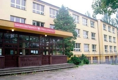 W Wieliczce jest cztery duże szkoły podstawowe. Do utrzymania wszystkich dopłaca gmina. Fot. Jolanta Białek
