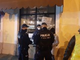 Strajk Kobiet w Lublinie. Policja próbowała zatrzymać protest. Na koniec legitymowała uczestników. Czytaj relację