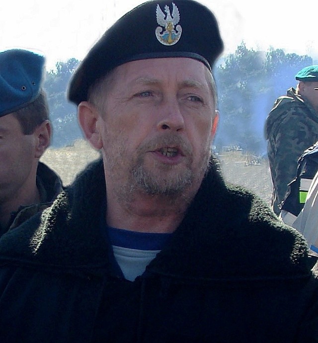 Admirał Andrzej Karweta w 2006 roku był zastępcą dowódcy 8 Flotylli Obrony Wybrzeża w Świnoujściu.