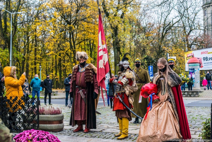 Narodowe Święto Niepodległości w Sandomierzu [NOWA GALERIA ZDJĘĆ]
