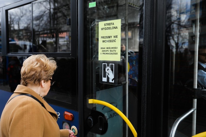 Komunikacja miejska podczas epidemii koronawirusa