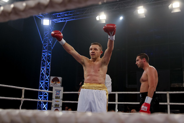 Dariusz Snarski boks kocha od zawsze. Z wzajemnością