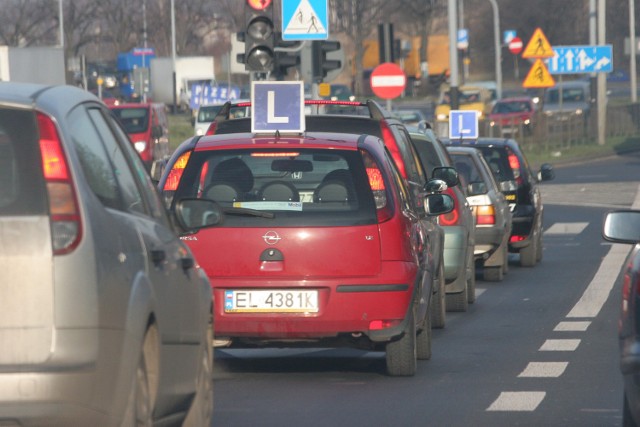 Za kurs na prawo jazdy zapłacimy więcej, ma się jednak poprawić jakość kształcenia