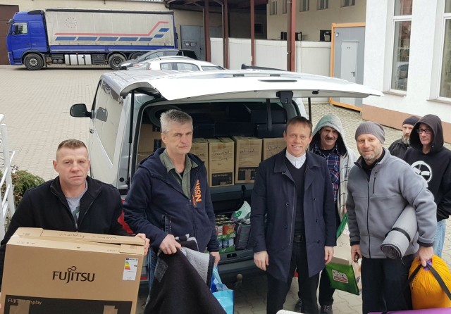 Caritas Diecezji Rzeszowskiej organizuje transport żywności, odzieży, środków higienicznych i medycznych. Wszystko trafi do potrzebujących na Ukrainie