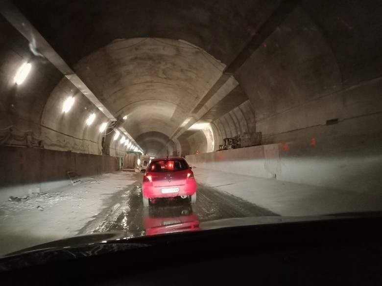 Budowany od 4 lat tunel ekspresowej zakopianki (pod masywem...