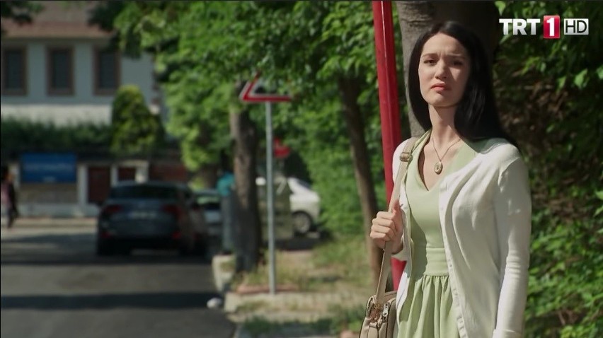 "Więzień miłości" zastąpi "Łzy Cennet" w TVP2. O czym jest nowy turecki serial?