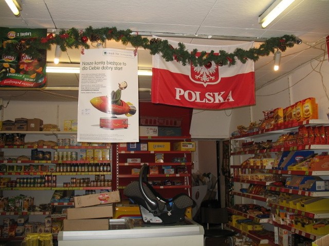 Polscy bristolczycy wpadają czasem na zakupy do polskiego sklepu na Gloucester Road