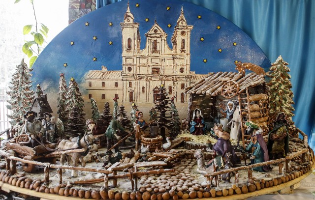 Niesamowita szopka świąteczna z czekolady powstała w cukierni Orłowski & Rak w Rzeszowie.