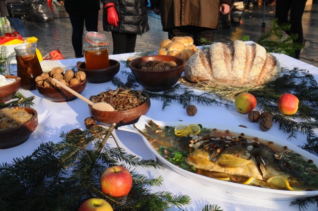 Życzenia Bożonarodzeniowe - śmieszne wierszyki na Wigilię.