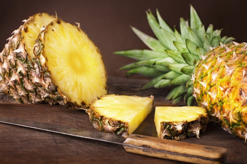 To najlepszy czas na ananasy, dlatego warto jeść je jak...
