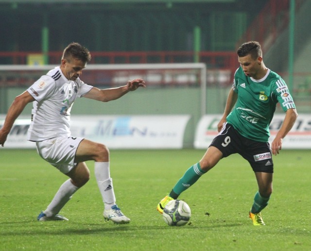 PGE GKS zremisował z ROW Rybnik 2:2. Według Konrada Piechockiego, złe decyzje arbitra zniweczyły pracę zawodników