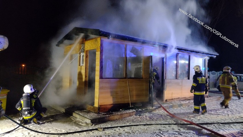 Pożar w Konstantynowie Łódzkim. Palił się budynek gospodarczy ZDJĘCIA