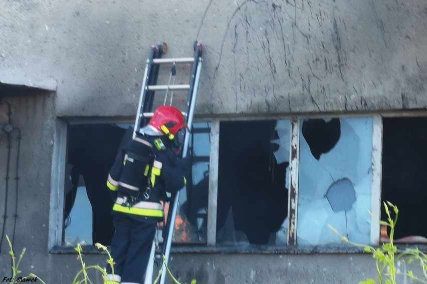 Podpalenie w budynku przy ulicy Okrzei w Stargardzie