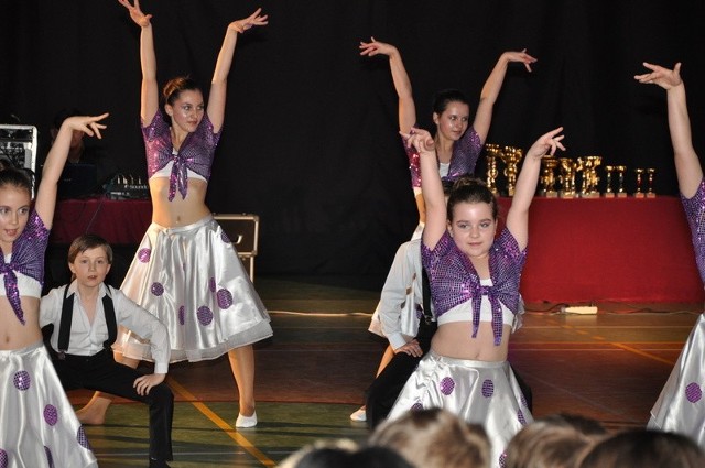 Zdjęcie: Taniec Passion Dance w wykonaniu FitDance na turnieju w Sławnie.