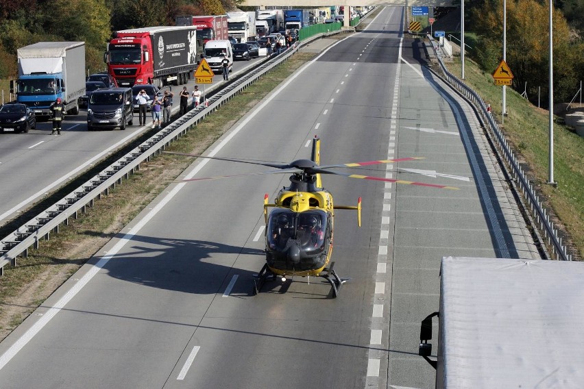 Wypadek na A2 koło Skierniewic.