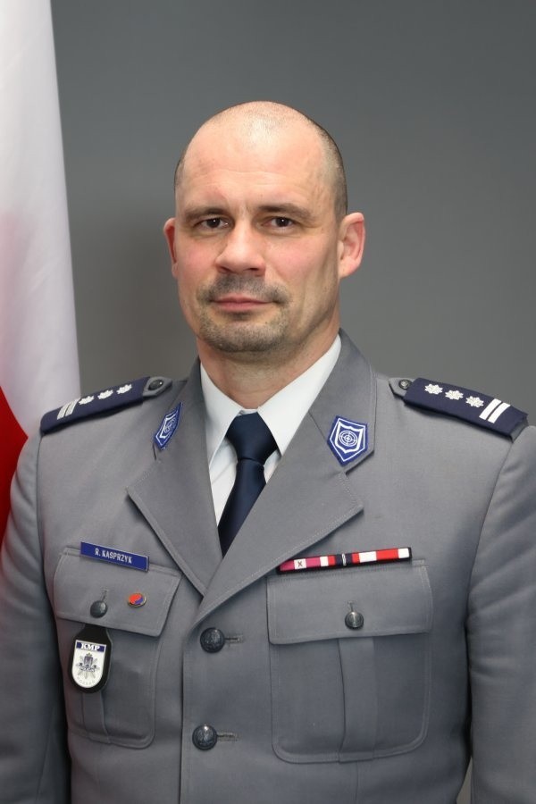 Robert Kasprzyk, komendant miejski policji w Poznaniu, ma...