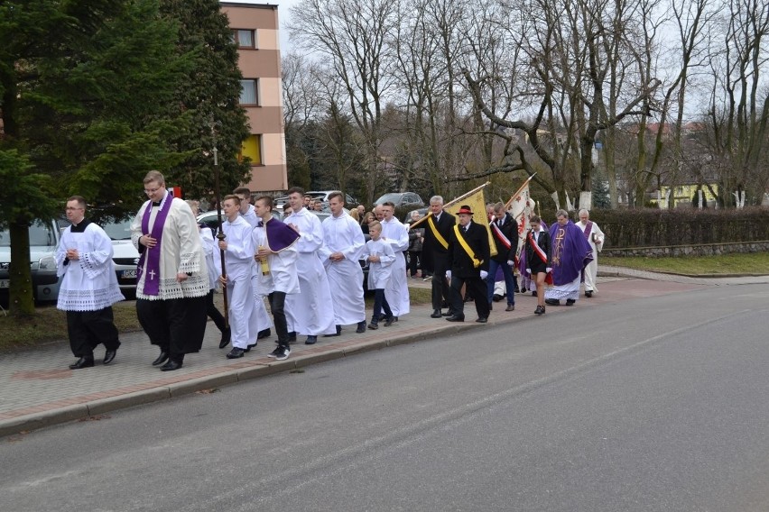 W niedzielę, 17 marca ks. biskup Arkadiusz Okroj odprawił...