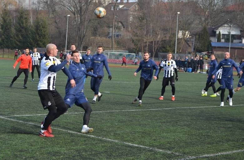 Sparing. Stal Rzeszów wygrała w meczu kontrolnym z Sandecją Nowy Sącz 4:3. Dwie bramki zdobył testowany napastnik