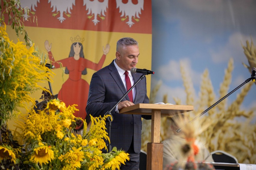 Dożynki Gminy Mniów i Festiwal Zalewajki. Wygrana Żurawinek i Serbinanek. Potem dobra zabawa. Zobaczcie zdjęcia