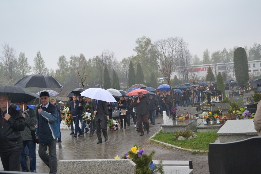 Mistrz boksu Henryk Średnicki spoczął na cmentarzu w Będzinie-Warpiu [ZDJĘCIA]