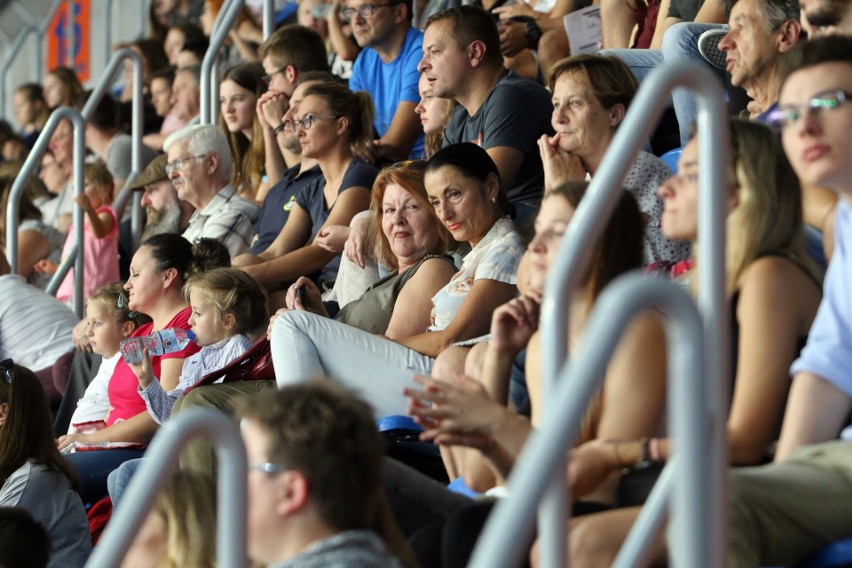 PlusLiga w Lublinie. Kibice na meczu siatkarzy Czarnych Radom z Resovią Rzeszów (ZDJĘCIA)