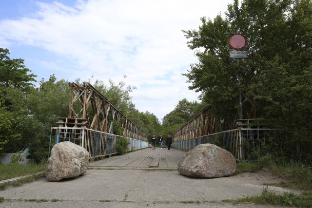 Budowa kolejnych odcinków ringu miałaby kosztować nawet 160 mln zł. Najdroższy byłby fragment od ul. Słonecznej przez nowy most nad Słupią. Na zdjęciu: stary most czołgowy nad Słupią.