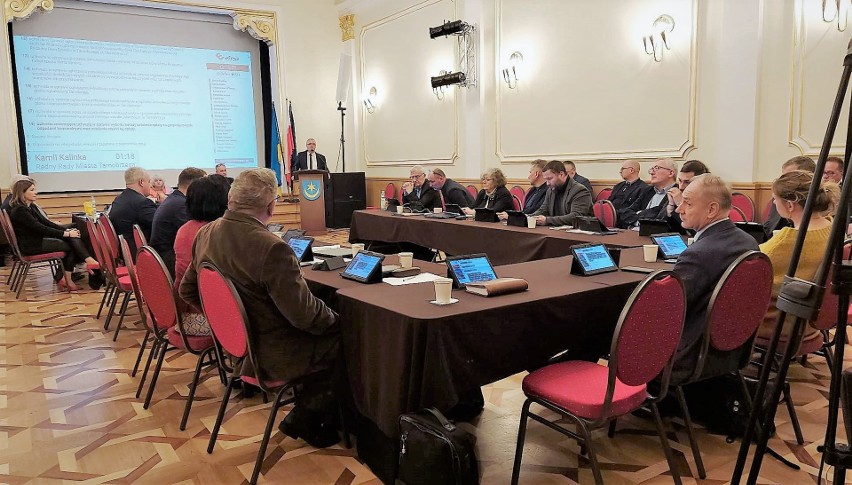 Na sesji 25 stycznia Rada Miasta Tarnobrzega przegłosowała...