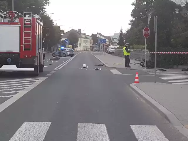 Grajewo. Wypadek motocyklisty na skrzyżowaniu ul. Wojska Polskiego z Krasickiego. DK65 zablokowana