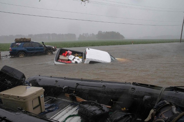 USA: Burza tropikalna Florence sieje zniszczenie w Karolinie Północnej i Południowej. Nie żyje co najmniej 12 osób