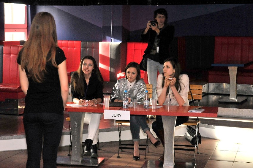 Casting odbył się w klubie studenckim "Kreślarnia".