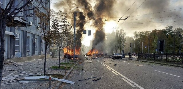 W poniedziałek doszło do zmasowanego rosyjskiego ataku rakietowego na szereg miast w większości regionów Ukrainy