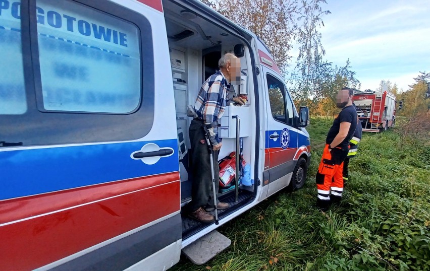 Gęsty dym nad Osobowicami. Na miejscu policja, straż pożarna i pogotowie [ZDJĘCIA]