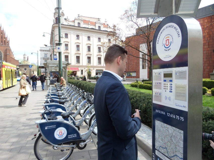 Kraków: rowerowy falstart miasta. System KMK Bike nie wypalił [WIDEO]