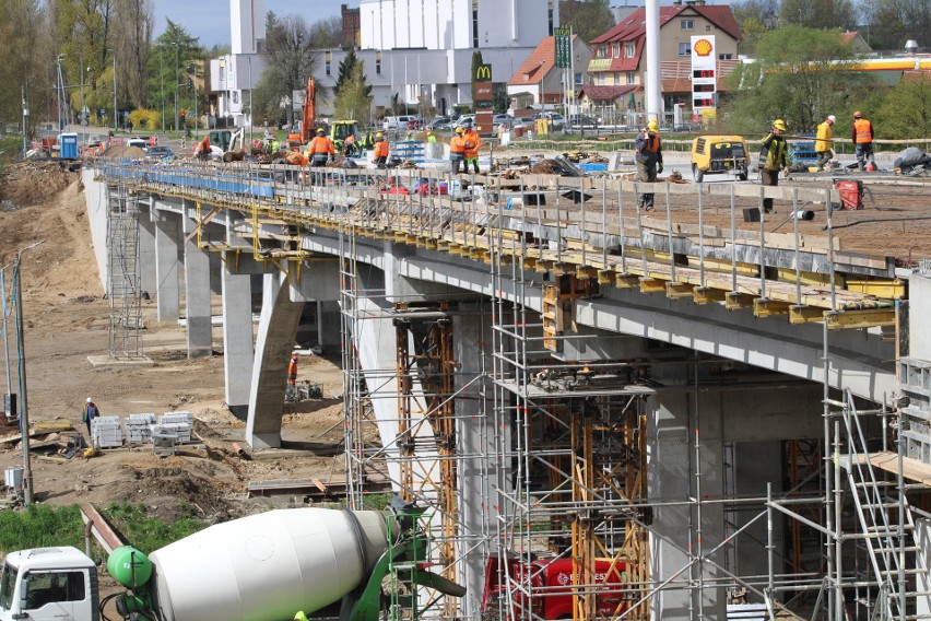 Kosztujący około 50 milionów złotych wiadukt ma być...