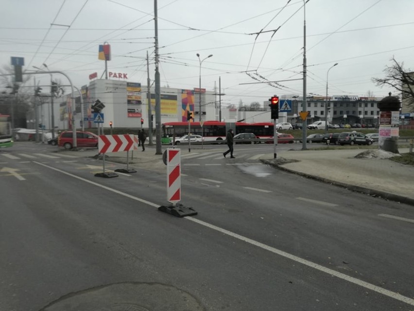 Utrudnienia na rondzie przy Gali. Zamknięto ul. Fabryczną