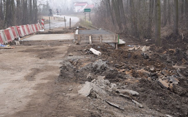 Przebudowa drogi wojewódzkiej numer 727 w gminie Jastrząb.