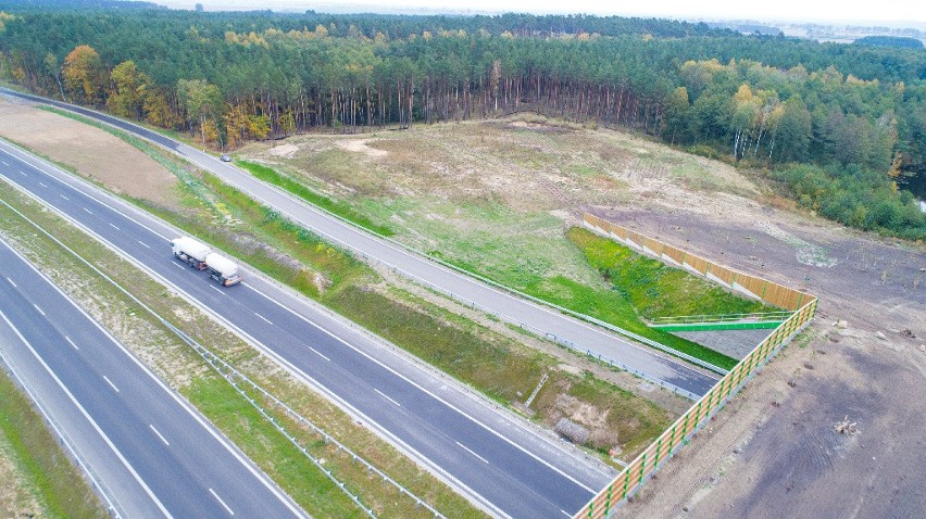 Na S5 w powiecie świeckim wciąż można spotkać pracowników....