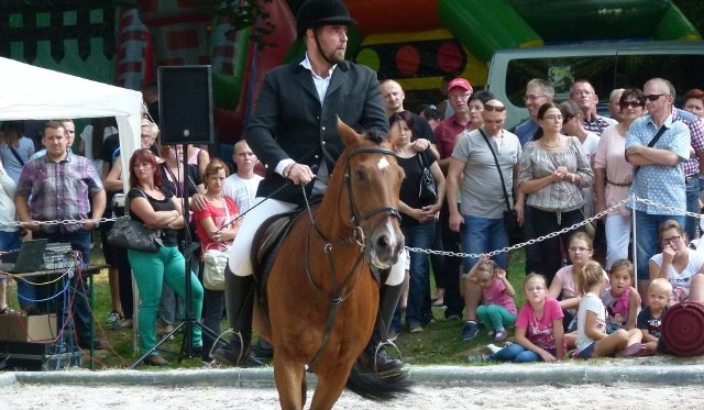 Gmina Polska Cerekiew i Zakrzów słyną głównie z koni. Na zdjęciu Jeździeckie Mistrzostwa Gwiazd, które odbyły się 29-30 sierpnia 2015. Organizowała je Lewada.