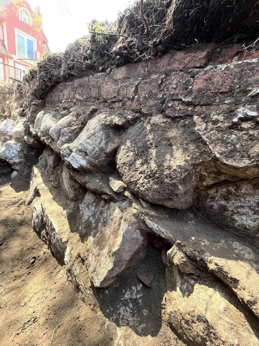 Kamień Pomorski. Odkryto fundamenty kościoła św. Jerzego. Świątynia została zburzona w XX wieku