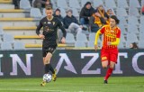 PKO Ekstraklasa. W meczu z Górnikiem Zabrze w Koronie Kielce zadebiutował Serb Bojan Cecarić. Chwalił go trener Mirosław Smyła [ZDJĘCIA] 