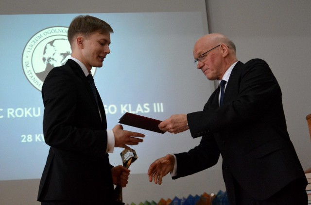 [MATURA 2017] Zakończenie roku szkolnego dla maturzystów w I LO im. Staszica w Lublinie