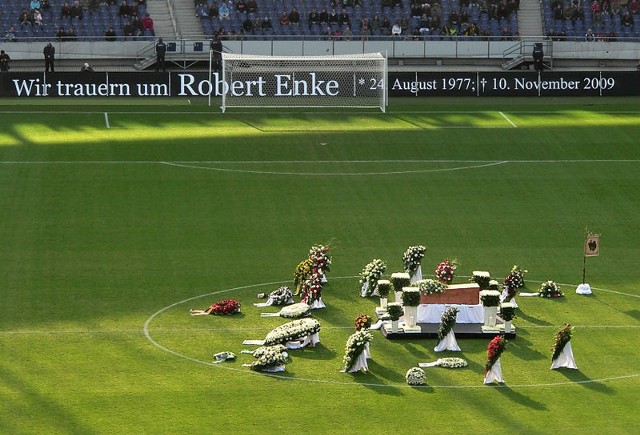 Robert Enke popełnił samobójstwo w 2009 roku