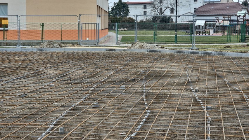 Skatepark powstanie na terenach zielonych przed szkołą nr 7...