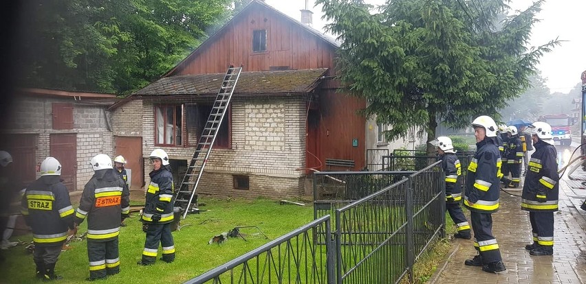 Strażacy z OSP Wielmoża służą podczas pożarów, podtopień,...