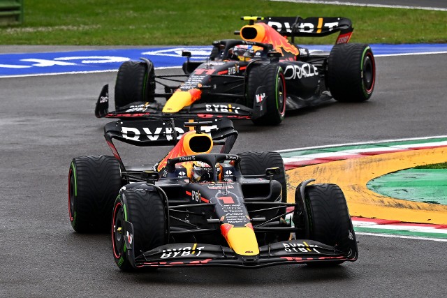 Dublet Red Bulla w domu Ferrari. Max Verstappen wygrał Grand Prix Emilii-Romanii na Imoli